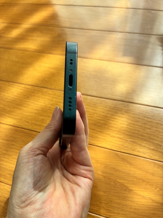 iPhone iPhone 13 mini 128GB SIMフリー（スマホ）の商品画像 - 査定依頼日：2026年7月26日 - 最高査定価格：28,500円