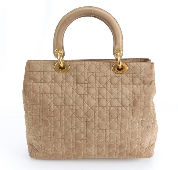 カナージュ レディディオール RU0948（ブランド財布・小物）の商品画像 - 査定依頼日：2026年2月23日 - 最高査定価格：35,000円