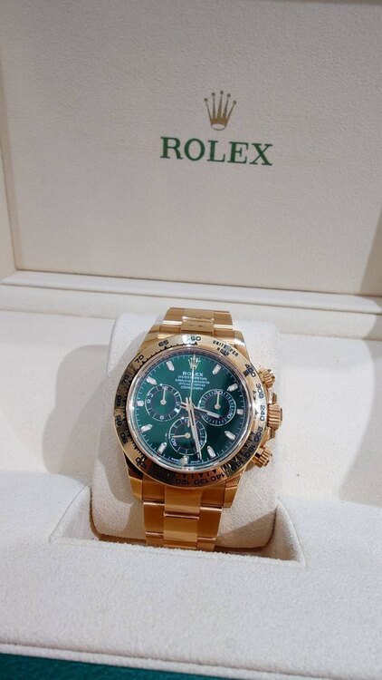 ロレックス デイトナ 11650（高級時計）の商品画像 - 査定依頼日：2025年5月7日 - 最高査定価格：10,000,000円