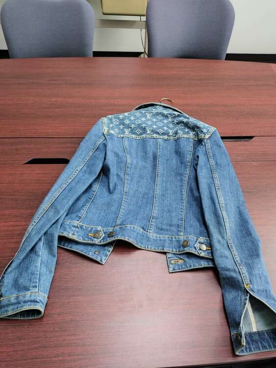 ジャケット（古着・ファッション）の商品画像 - 査定依頼日：2025年5月20日 - 最高査定価格：55,000円