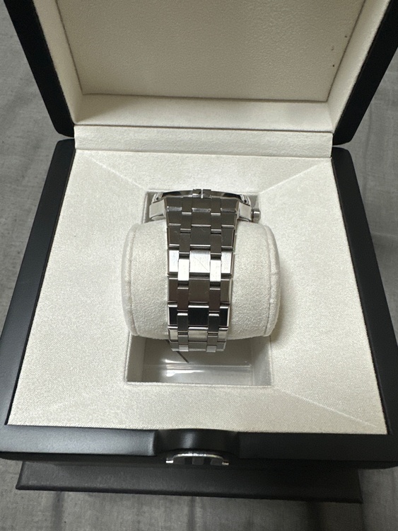 その他 その他 AI6008-SS002-331-（高級時計）の商品画像 - 査定依頼日：2026年3月24日 - 最高査定価格：110,000円