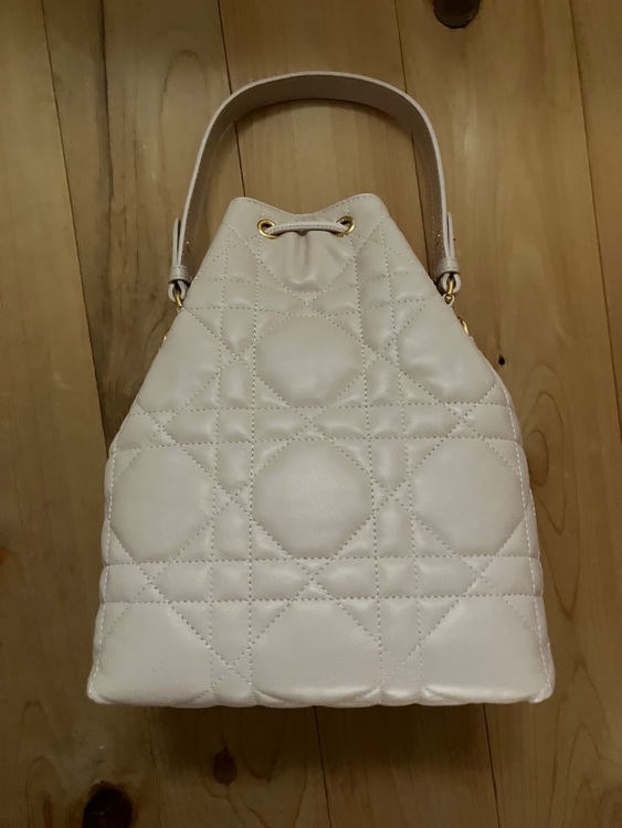 ディオール  （ブランドバッグ）の商品画像 - 査定依頼日：2025年6月5日 - 最高査定価格：270,000円