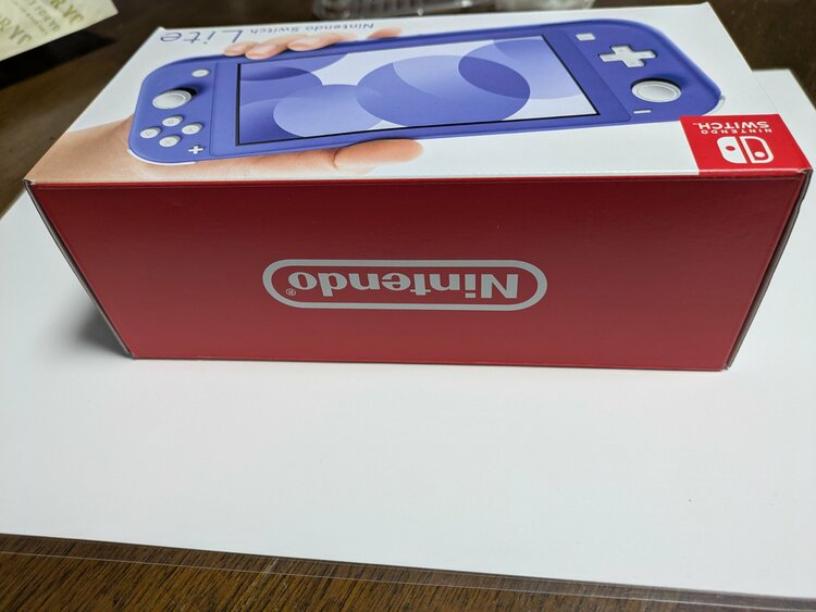 Nintendo Switch Light blue（ゲーム機本体・ゲームソフト）の商品画像 - 査定依頼日：2026年2月26日 - 最高査定価格：13,000円