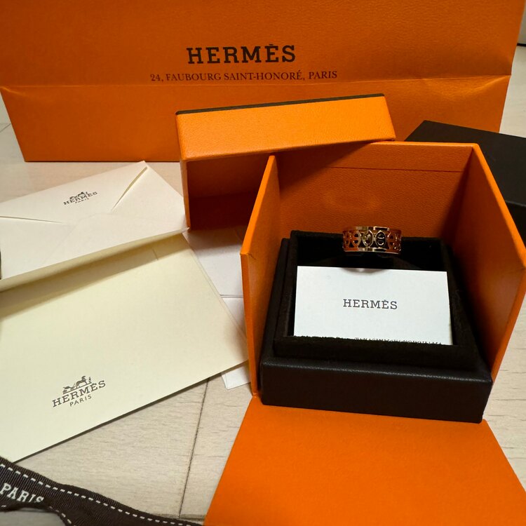 エルメス　シェーヌダンクルディヴィーヌ（金・貴金属）の商品画像 - 査定依頼日：2024年11月18日 - 最高査定価格：360,000円