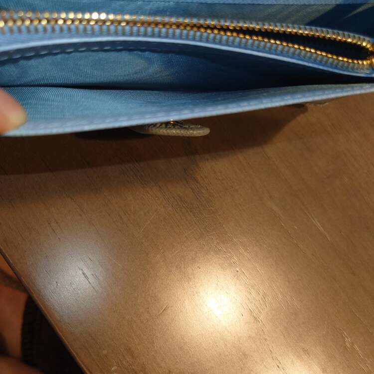 プラダ  （ブランドバッグ）の商品画像 - 査定依頼日：2025年2月24日 - 最高査定価格：23,000円