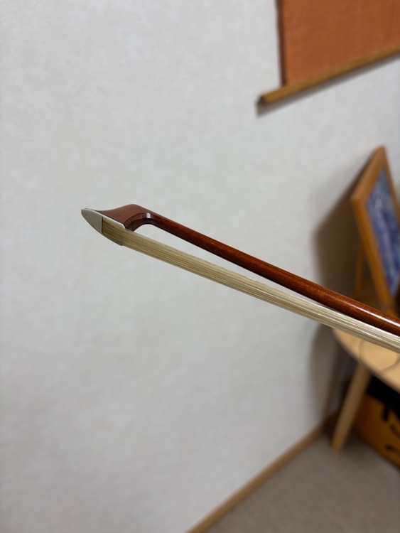 弓の刻印部分の写真でわかります。（ピアノ・楽器・PA機材）の商品画像 - 査定依頼日：2026年8月15日 - 最高査定価格：20,000円