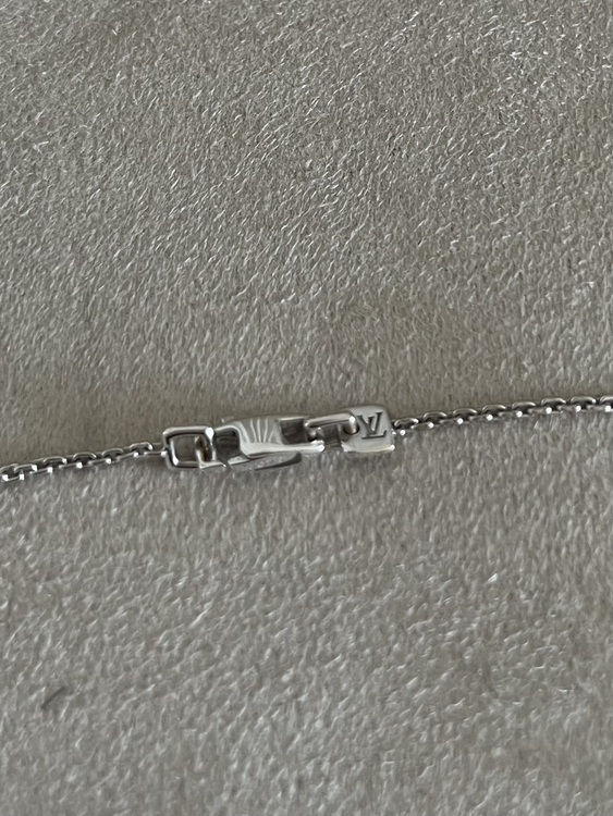 ホワイトゴールド（金・貴金属）の商品画像 - 査定依頼日：2025年12月20日 - 最高査定価格：200,000円