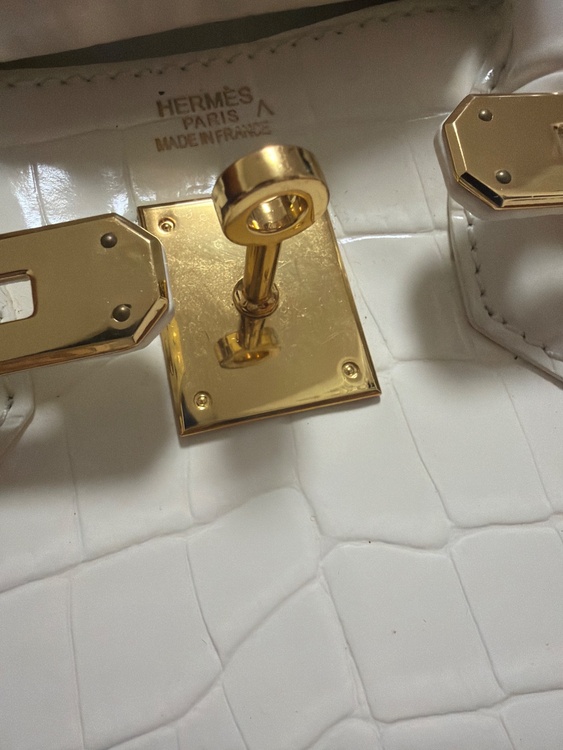 エルメス バーキン （ブランドバッグ）の商品画像 - 査定依頼日：2026年2月6日 - 最高査定価格：100,000円