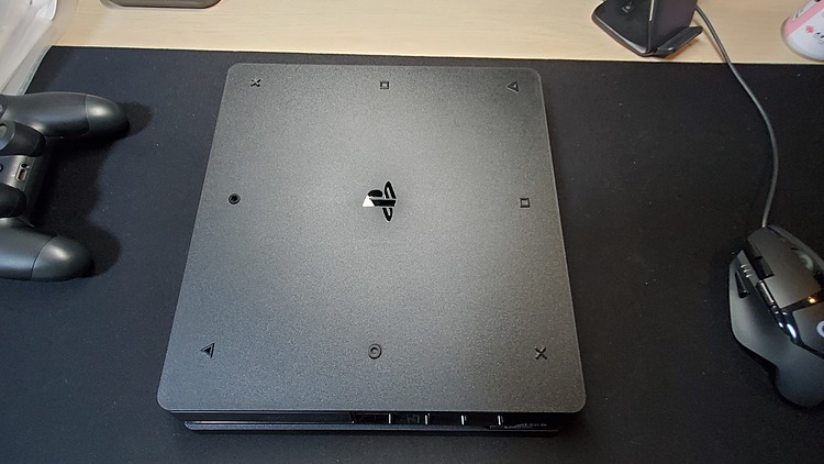 プレイステーション4本体 ジェットブラック(HDD 500GB/CUH-2100（ゲーム機本体・ゲームソフト）の商品画像 - 査定依頼日：2020年5月19日 - 最高査定価格：20,000円