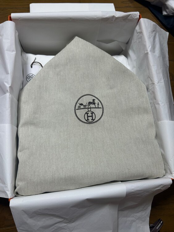 トゴ30、キャビン、シルバー金具、K刻印（ブランドバッグ）の商品画像 - 査定依頼日：2025年5月23日 - 最高査定価格：2,900,000円