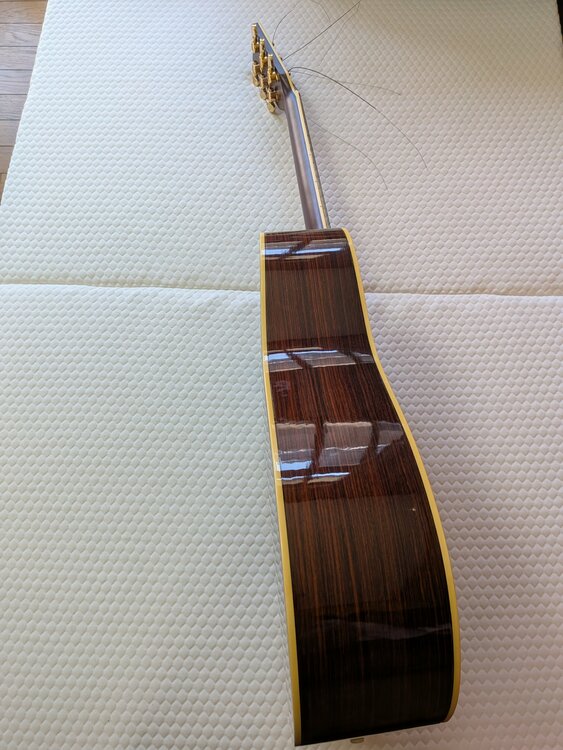 FG-401W（ピアノ・楽器・PA機材）の商品画像 - 査定依頼日：2026年3月24日 - 最高査定価格：10,000円