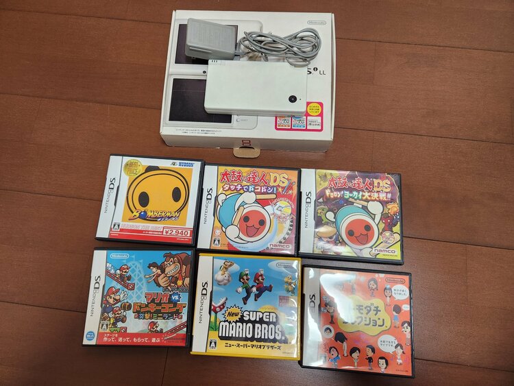 任天堂DS本体、ソフト6点（ゲーム機本体・ゲームソフト）の商品画像 - 査定依頼日：2026年4月2日 - 最高査定価格：2,200円