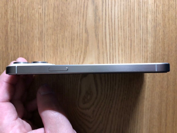 iPhone15 Pro Max　256GB（スマホ）の商品画像 - 査定依頼日：2026年4月15日 - 最高査定価格：97,000円