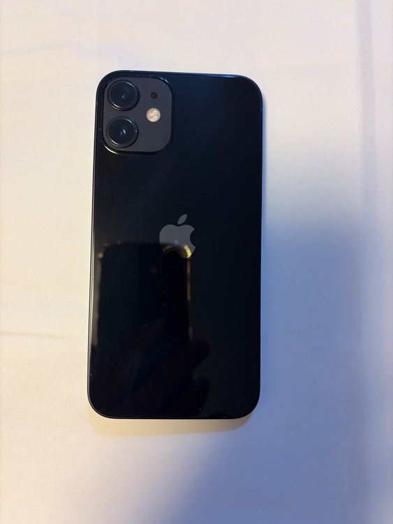 iphone 12mini 64GB（スマホ）の商品画像 - 査定依頼日：2026年7月14日 - 最高査定価格：20,000円