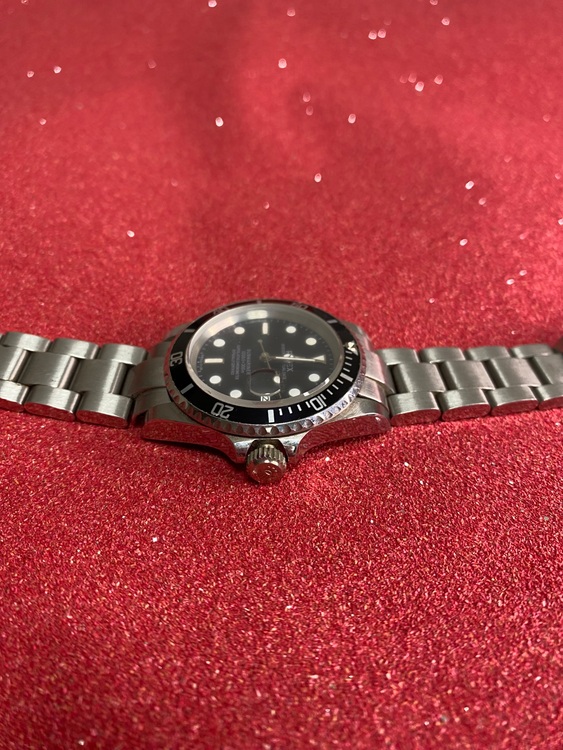 ロレックス サブマリーナ デイト 16610（高級時計）の商品画像 - 査定依頼日：2025年6月22日 - 最高査定価格：1,280,000円