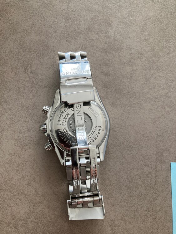 ブライトリング クロノマット A156G69P（高級時計）の商品画像 - 査定依頼日：2024年12月29日 - 最高査定価格：260,000円