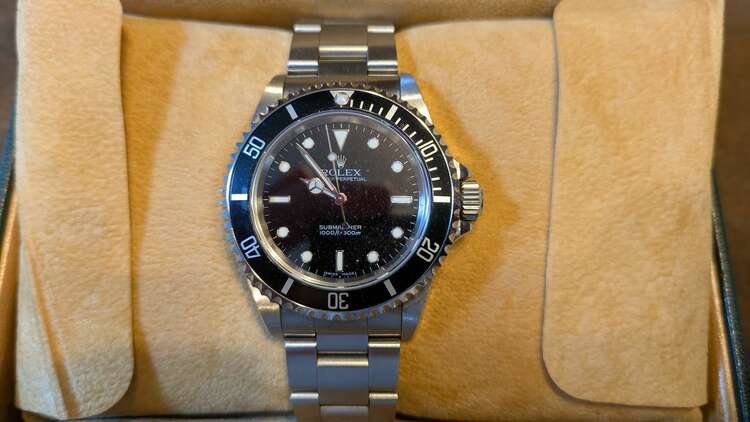 ロレックス サブマリーナー 14060（高級時計）の商品画像 - 査定依頼日：2025年1月14日 - 最高査定価格：1,200,000円