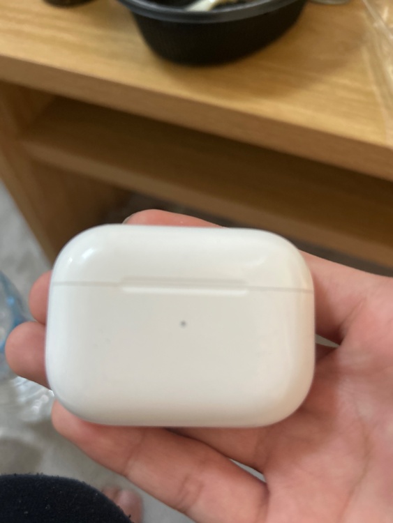 AirPodsPro第2世代（オーディオ・スピーカー）の商品画像 - 査定依頼日：2026年4月5日 - 最高査定価格：5,000円