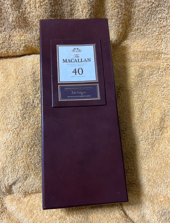 ウイスキー マッカラン （お酒）の商品画像 - 査定依頼日：2025年5月6日 - 最高査定価格：2,600,000円