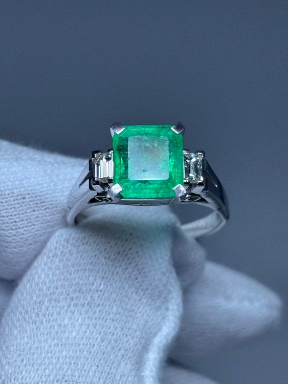 3.20ct 0.36（宝石）の商品画像 - 査定依頼日：2026年8月31日 - 最高査定価格：80,000円