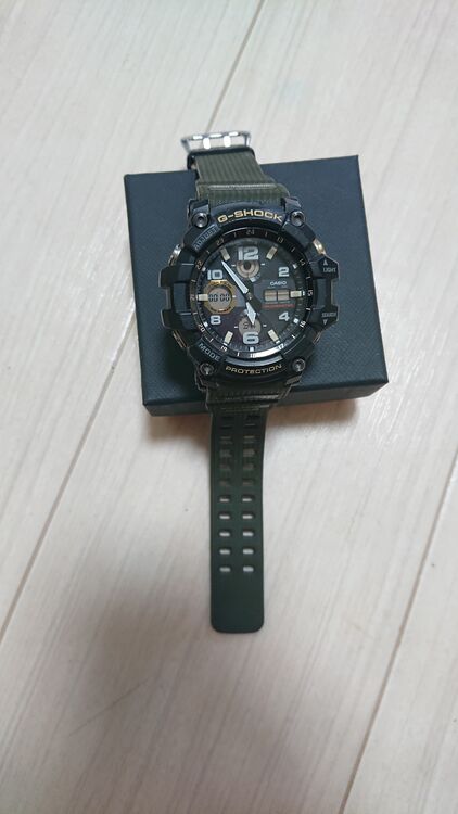 GWG-100（高級時計）の商品画像 - 査定依頼日：2025年6月13日 - 最高査定価格：8,500円