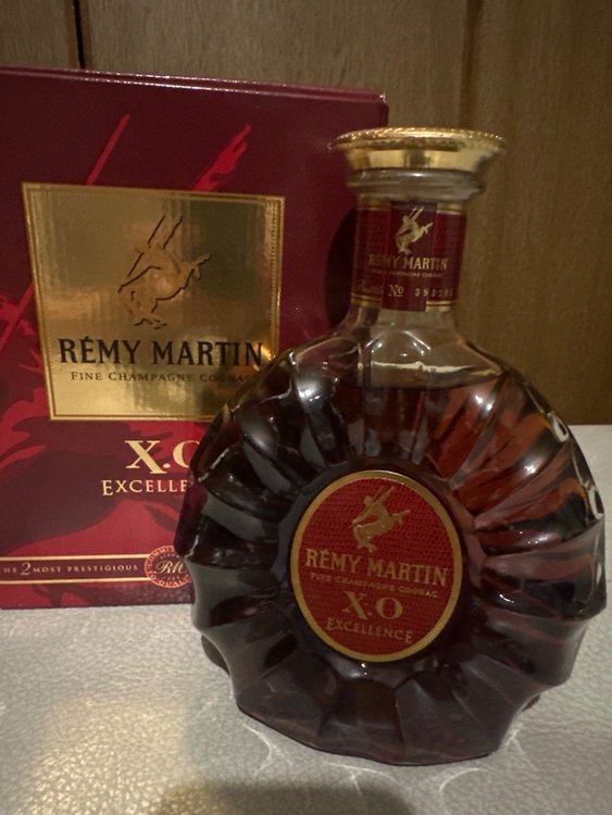 ブランデー レミーマルタン （お酒）の商品画像 - 査定依頼日：2025年6月24日 - 最高査定価格：8,000円