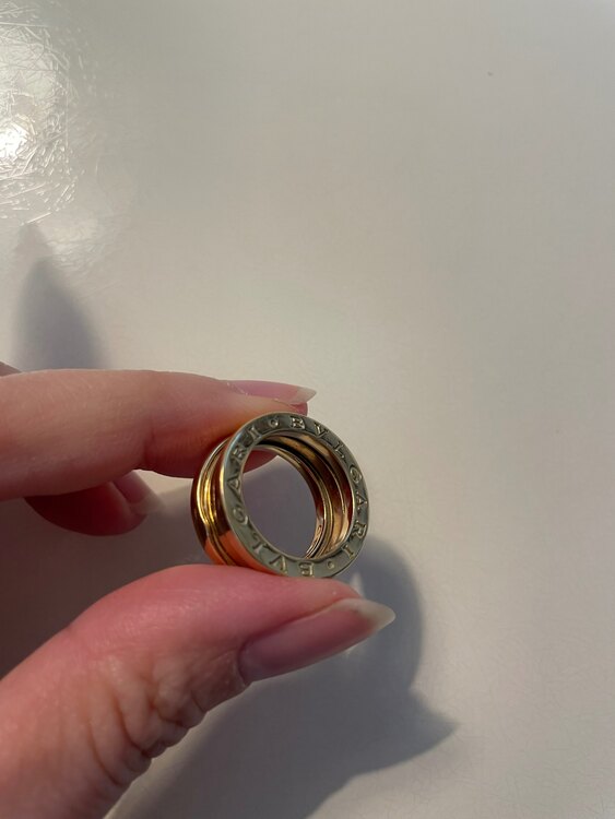 ブルガリビーゼロワン（金・貴金属）の商品画像 - 査定依頼日：2023年11月30日 - 最高査定価格：99,000円