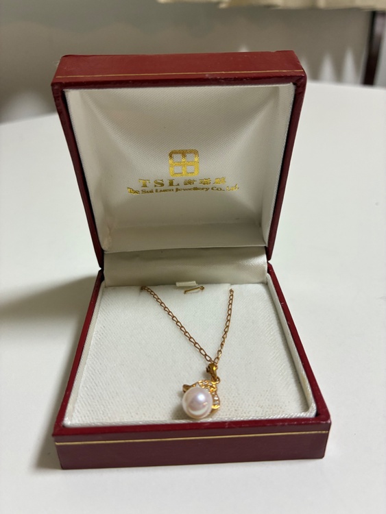 ネックレス（宝石）の商品画像 - 査定依頼日：2026年2月25日 - 最高査定価格：100,000円