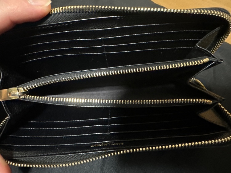 イブサンローラン  （ブランドバッグ）の商品画像 - 査定依頼日：2026年1月15日 - 最高査定価格：40,000円