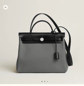 H078971CKBL（ブランドバッグ）の商品画像 - 査定依頼日：2025年9月10日 - 最高査定価格：250,000円