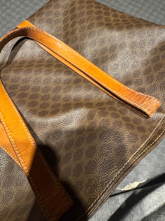 セリーヌ　ハンドバッグ（ブランドバッグ）の商品画像 - 査定依頼日：2025年11月18日 - 最高査定価格：20,000円