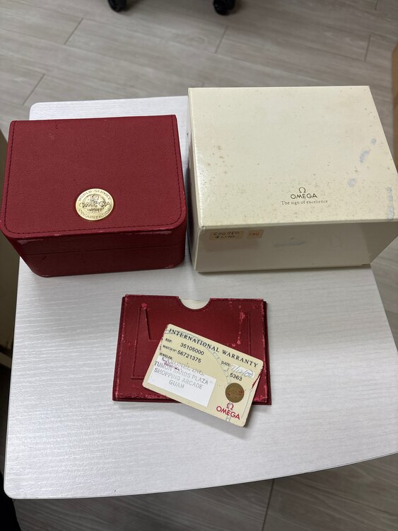 オメガ スピードマスター 35100500（高級時計）の商品画像 - 査定依頼日：2024年12月14日 - 最高査定価格：360,000円