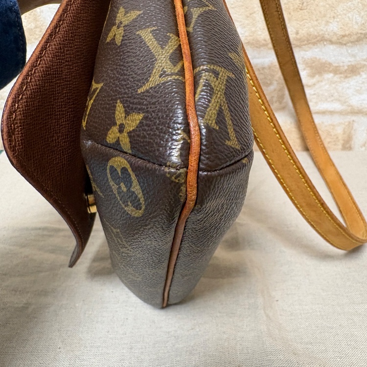 ルイヴィトン モノグラム （ブランドバッグ）の商品画像 - 査定依頼日：2026年4月28日 - 最高査定価格：50,000円