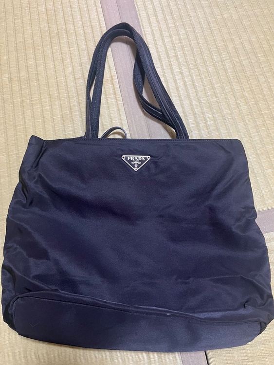 プラダ（ブランドバッグ）の商品画像 - 査定依頼日：2026年9月27日 - 最高査定価格：30,000円
