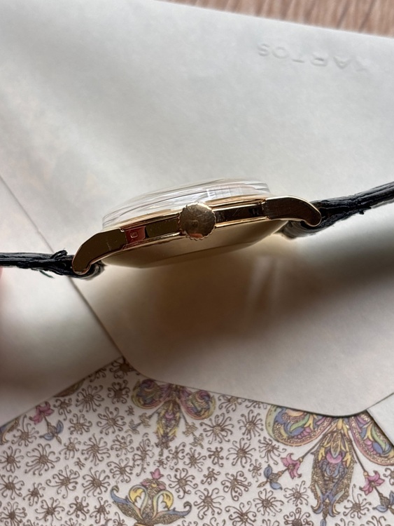 パテックフィリップ カラトラバ 246（高級時計）の商品画像 - 査定依頼日：2025年9月10日 - 最高査定価格：1,550,000円