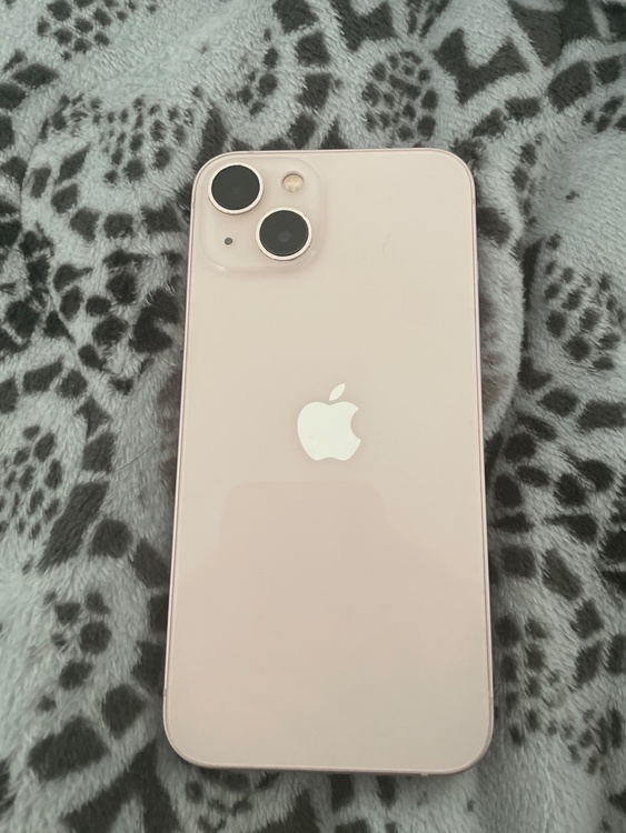 iPhone 13 128GB docomo（スマホ）の商品画像 - 査定依頼日：2026年2月4日 - 最高査定価格：20,000円