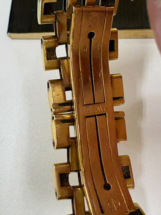 その他 その他 ダンヒルエリート18金無垢（高級時計）の商品画像 - 査定依頼日：2026年3月4日 - 最高査定価格：1,800,000円