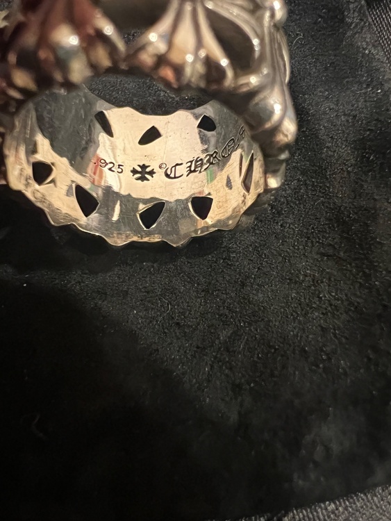 クロムハーツ セメタリークロスリング（金・貴金属）の商品画像 - 査定依頼日：2026年4月2日 - 最高査定価格：100,000円