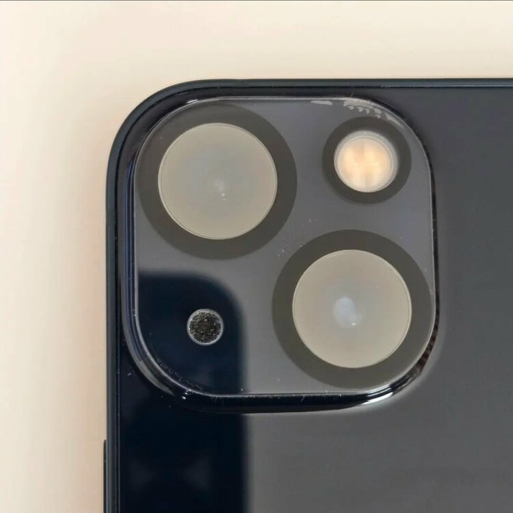 iPhone 13 mini 256GB SIMフリー（スマホ）の商品画像 - 査定依頼日：2026年3月22日 - 最高査定価格：35,000円