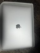 MacBook Air 13 FVFDN1PLMNHQ（PC・タブレット）の商品画像 - 査定依頼日：2023年10月16日 - 最高査定価格：5,400円