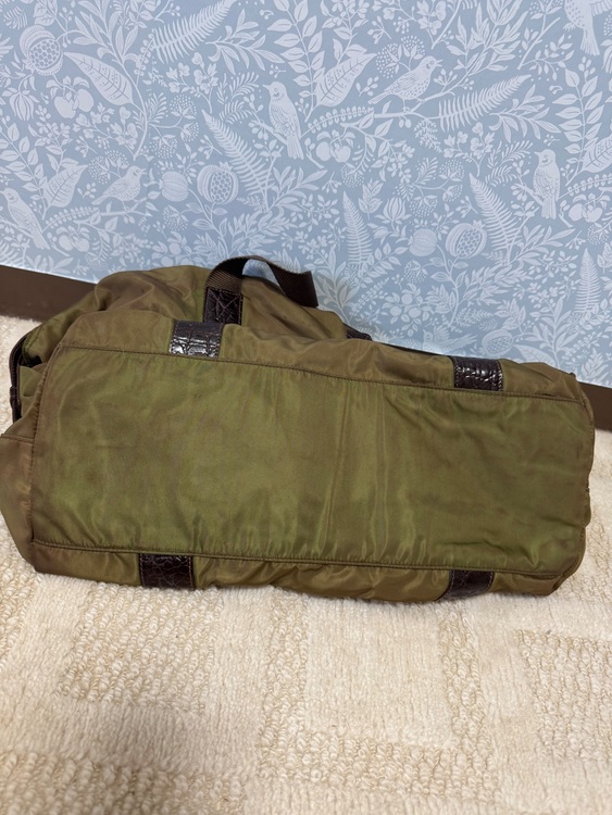 不明（ブランドバッグ）の商品画像 - 査定依頼日：2025年6月12日 - 最高査定価格：3,000円