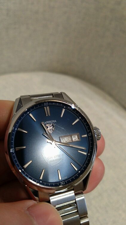 タグホイヤー カレラ WAR201E WBC5707（高級時計）の商品画像 - 査定依頼日：2026年1月11日 - 最高査定価格：200,000円