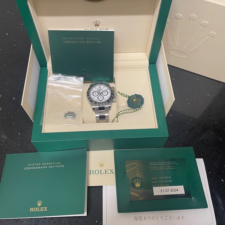 ロレックス　デイトナ（高級時計）の商品画像 - 査定依頼日：2025年7月30日 - 最高査定価格：4,750,000円