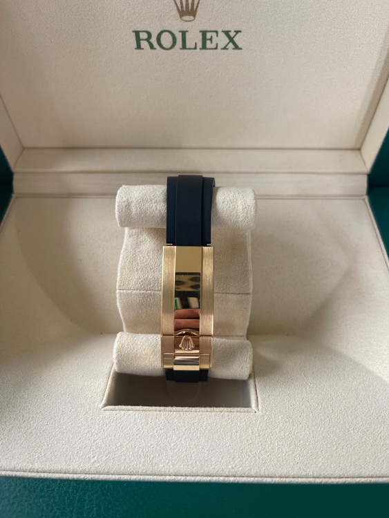 ロレックス ヨットマスター RX22665（高級時計）の商品画像 - 査定依頼日：2025年6月22日 - 最高査定価格：4,800,000円