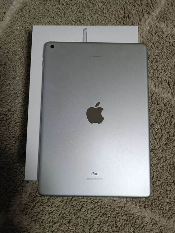 第８世代128MB（PC・タブレット）の商品画像 - 査定依頼日：2025年3月30日 - 最高査定価格：2,300円