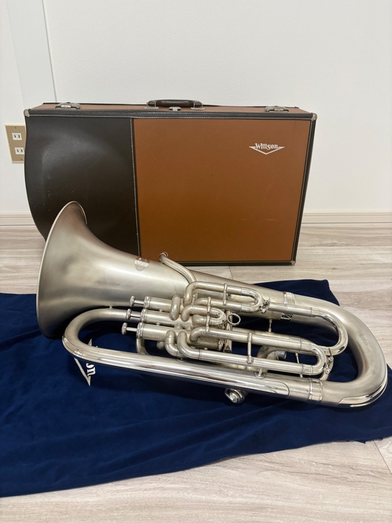 ウィルソン　ユーフォニウム　TA2900SS/GP サテンシルバー　インナーゴールド（ピアノ・楽器・PA機材）の商品画像 - 査定依頼日：2026年7月9日 - 最高査定価格：300,000円