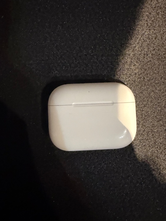 Airpods pro3（オーディオ・スピーカー）の商品画像 - 査定依頼日：2026年8月13日 - 最高査定価格：18,500円