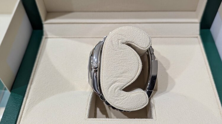 126200（高級時計）の商品画像 - 査定依頼日：2026年2月15日 - 最高査定価格：1,550,000円