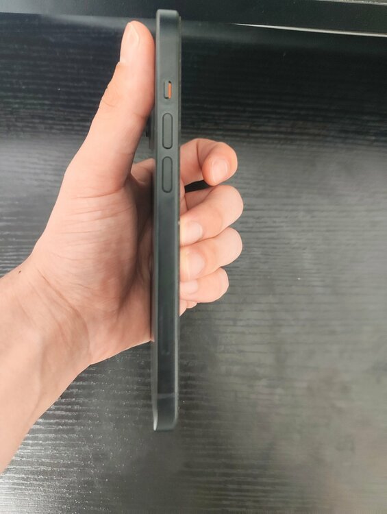 iPhone iPhone 15 256GB 楽天モバイル（スマホ）の商品画像 - 査定依頼日：2026年6月14日 - 最高査定価格：75,000円