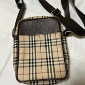 その他 バーバリー （ブランドバッグ）の商品画像 - 査定依頼日：2024年6月28日 - 最高査定価格：4,000円